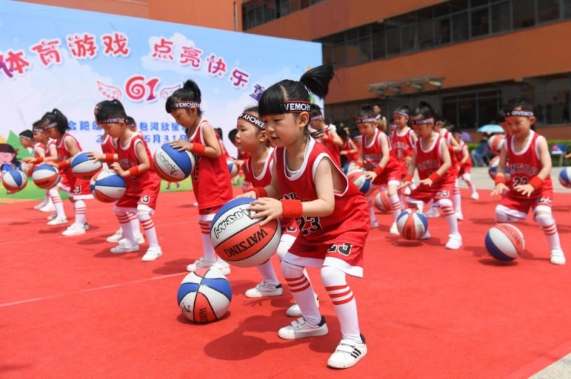 常规赛第11轮｜浙江方兴渡客场不敌上海久事，胡金秋22分4篮板，朱俊龙伤退